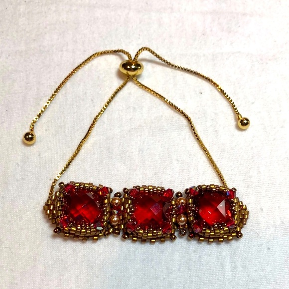 Elegant Red and Gold Bracelet - Picture 1 of 10